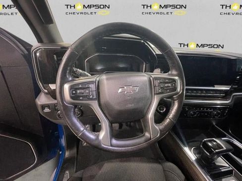 Used 2022 Chevrolet Silverado 1500 LT Trail Boss w/ Convenience Package II AWD/4WD image 12