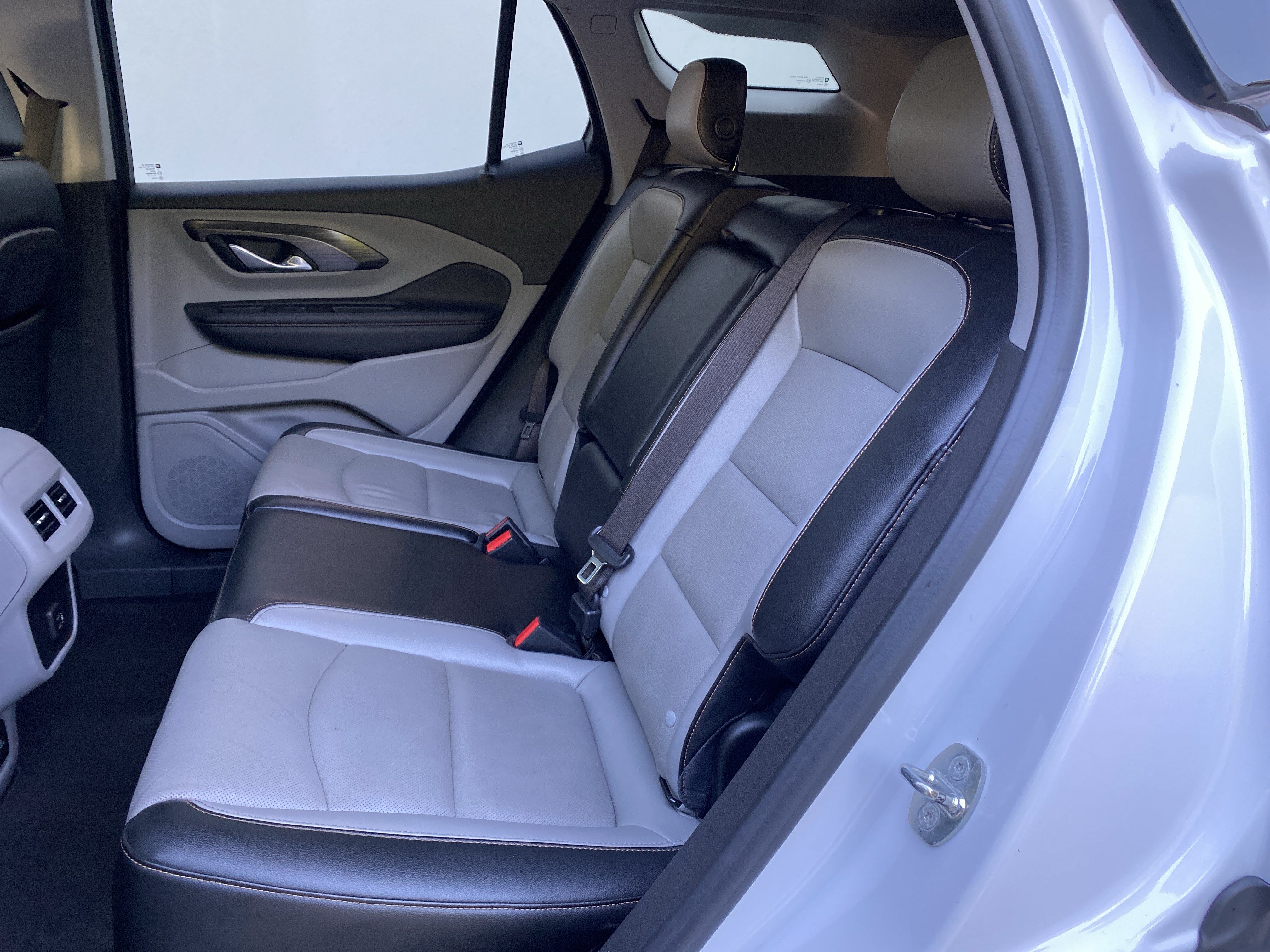 Used 2020 GMC Terrain SLT FWD image 35