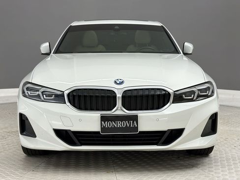 Used 2023 BMW 330e w/ Driving Assistance Package RWD image 6