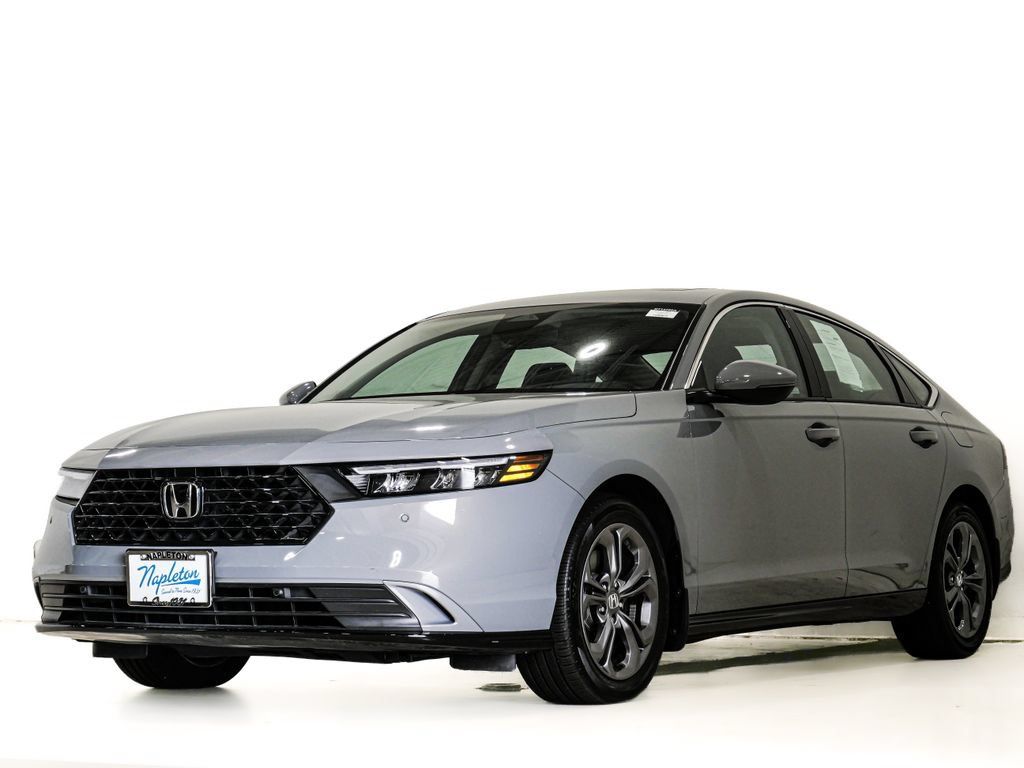 Used 2025 Honda Accord EX-L image 3