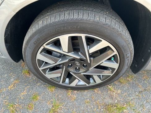 Used 2023 Hyundai Santa Fe Calligraphy image 13