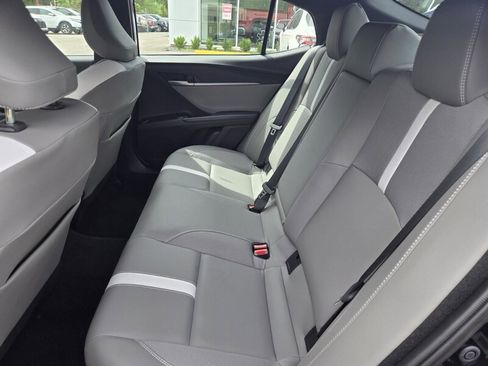 Used 2025 Toyota Camry SE image 23