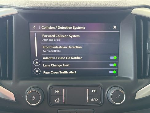 Used 2023 GMC Terrain SLT w/ Tech Package FWD image 47