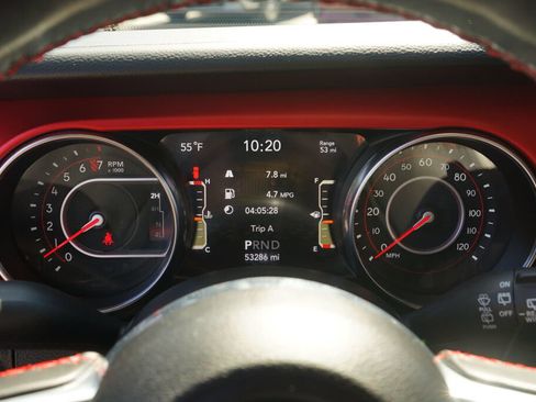 Used 2022 Jeep Wrangler Unlimited Rubicon w/ Cold Weather Group AWD/4WD image 27