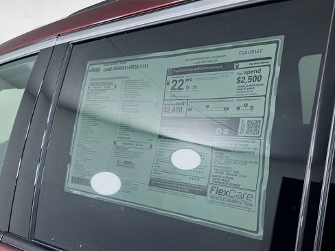 New 2025 Jeep Grand Cherokee Laredo X w/ Luxury Tech Group I image 20