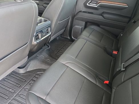 Used 2024 GMC Sierra 1500 Denali w/ Denali Reserve Package AWD/4WD image 13