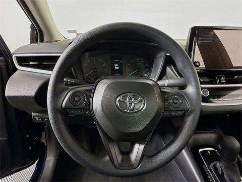 Certified 2025 Toyota Corolla LE image 11