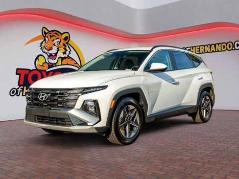 Used 2025 Hyundai Tucson SEL FWD image 1