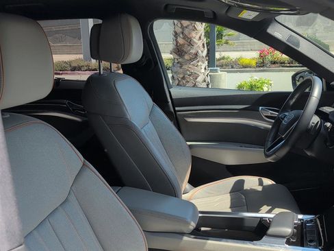 Used 2023 Audi e-tron Chronos w/ Chronos Package AWD/4WD image 12
