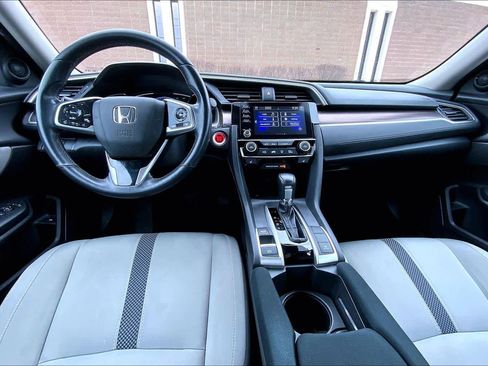 Used 2019 Honda Civic EX image 16