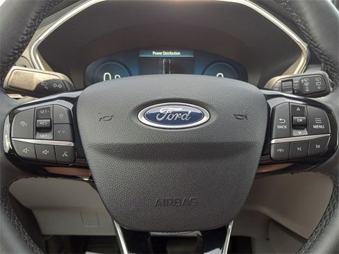 Used 2023 Ford Escape Platinum image 46