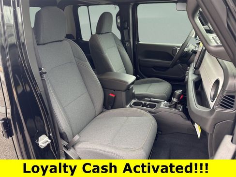 New 2025 Jeep Gladiator Sport image 33