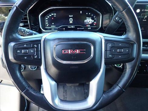 Used 2022 GMC Sierra 1500 Elevation w/ LPO, Elevation Black Package AWD/4WD image 12