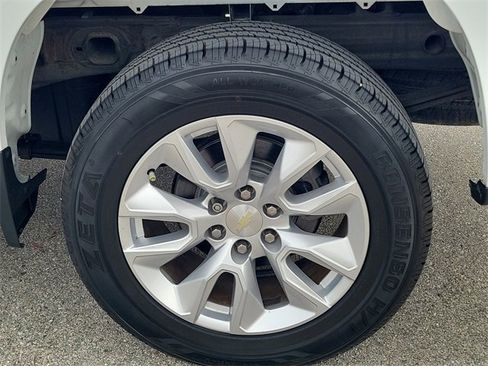 Used 2020 Chevrolet Silverado 1500 Custom w/ Custom Value Package image 8