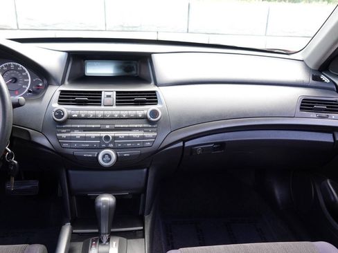 Used 2009 Honda Accord LX-S image 59