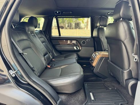 Used 2019 Land Rover Range Rover Long Wheelbase Supercharged AWD/4WD image 18