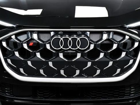 Used 2025 Audi SQ5 Premium Plus w/ Premium Plus Package AWD/4WD image 81