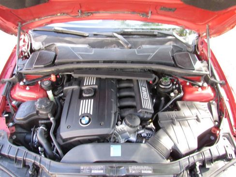 Used 2008 BMW 128i Convertible RWD image 31