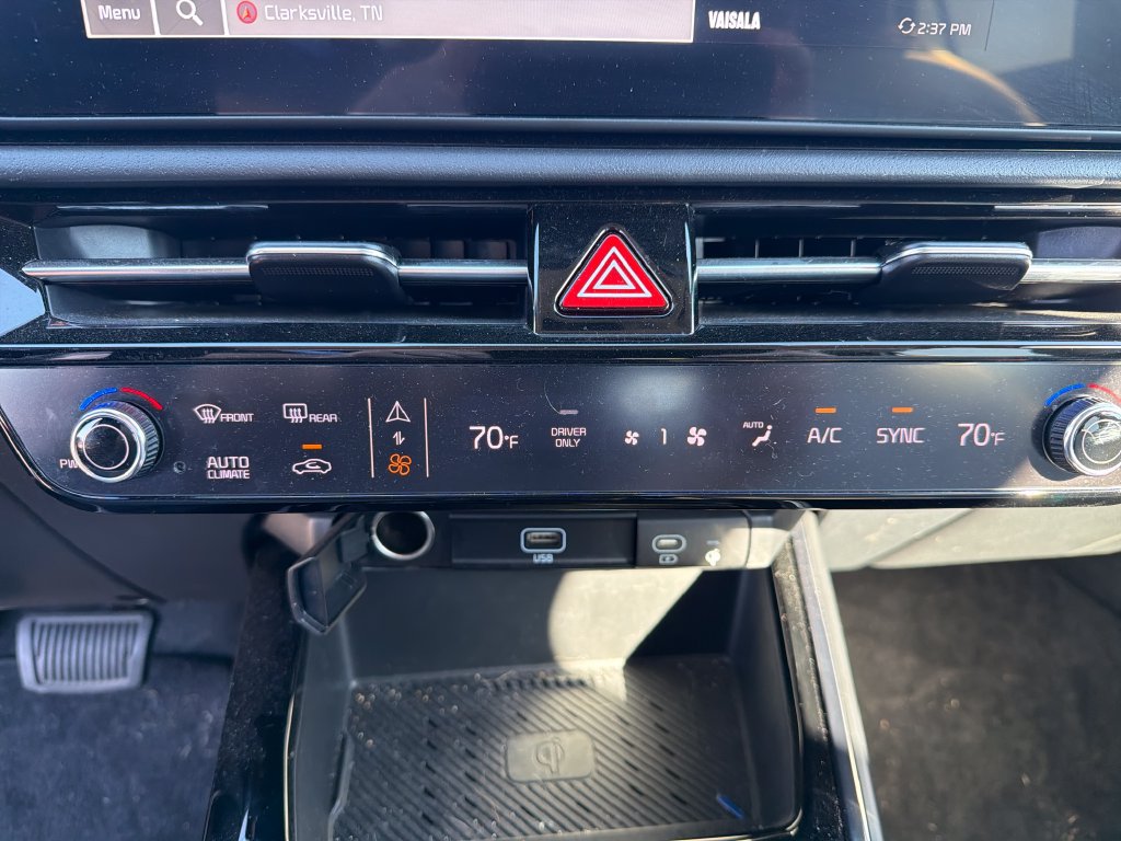 Used 2025 Kia Niro EX FWD image 27