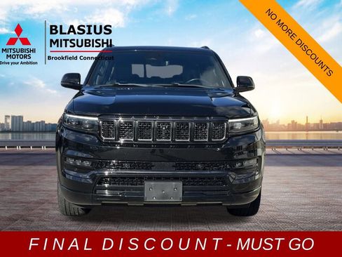 Used 2022 Jeep Grand Wagoneer Series II image 3