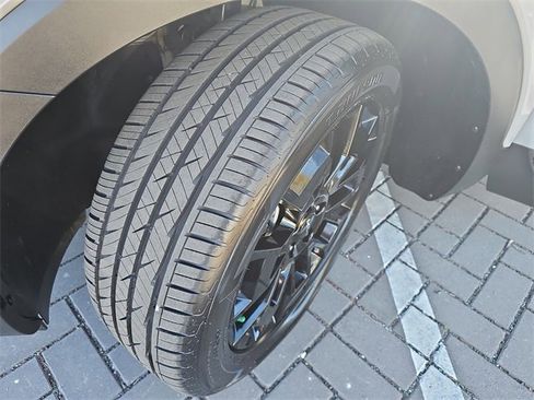 Used 2022 Kia Telluride SX w/ SX Prestige Package image 31