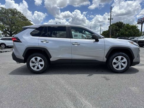 Used 2024 Toyota RAV4 LE FWD image 7