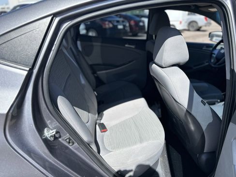 Used 2017 Hyundai Accent SE image 12