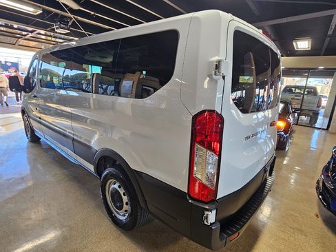 Used 2021 Ford Transit 350 XL image 5