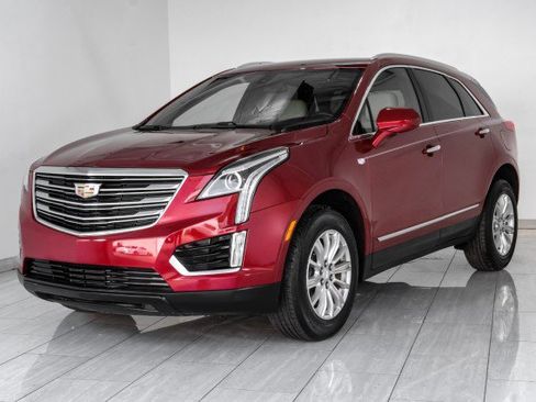 Used 2019 Cadillac XT5 FWD image 4
