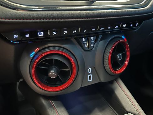 Used 2022 Chevrolet Blazer RS w/ Enhanced Convenience Package AWD/4WD image 14