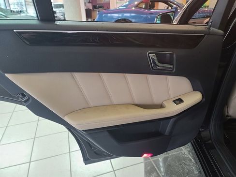 Used 2011 Mercedes-Benz E 350 Sedan image 10