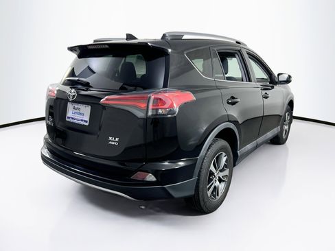 Used 2018 Toyota RAV4 XLE w/ Plus Extra Value Package image 5