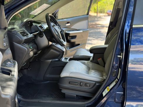 Used 2015 Honda CR-V Touring image 8