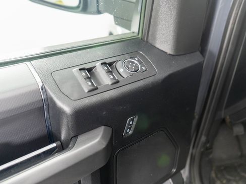 Used 2016 Ford F150 XLT w/ Equipment Group 302A Luxury image 23