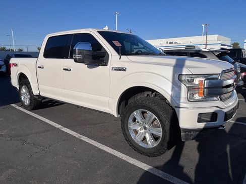 Used 2018 Ford F150 Platinum w/ Equipment Group 701A Luxury AWD/4WD image 5