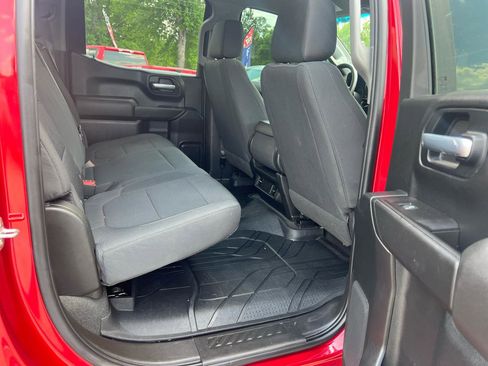 Used 2021 Chevrolet Silverado 1500 Custom AWD/4WD image 24