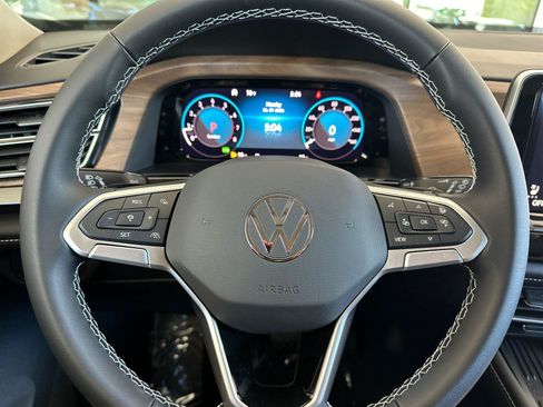 New 2026 Volkswagen Atlas SE FWD image 23