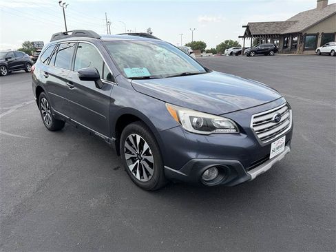 Used 2017 Subaru Outback 2.5i Limited AWD/4WD image 2
