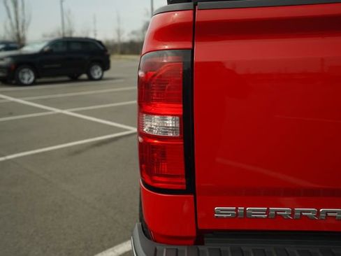 Used 2017 GMC Sierra 1500 SLE w/ SLE Value Package image 39