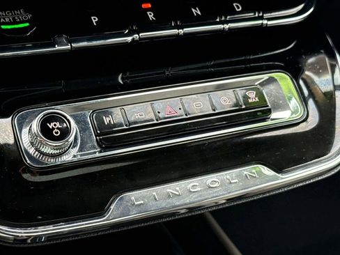 Used 2025 Lincoln Corsair Grand Touring w/ Equipment Group 302A image 27