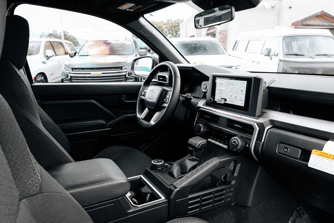 Used 2026 Toyota 4Runner SR5 AWD/4WD image 52