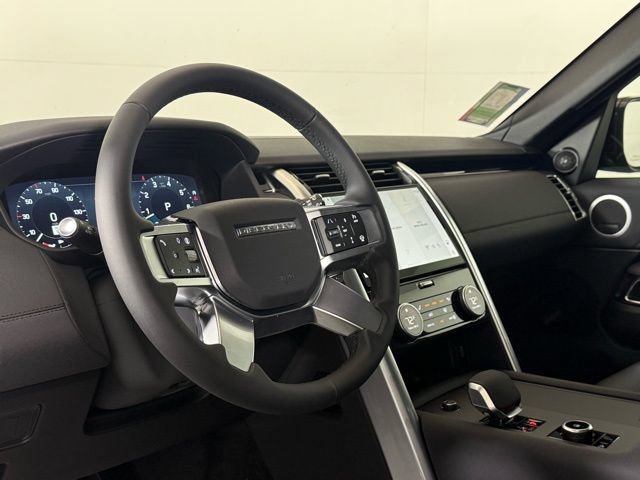 Used 2026 Land Rover Discovery S AWD/4WD image 45