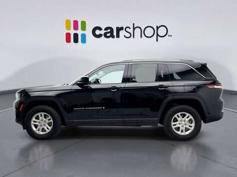 Used 2022 Jeep Grand Cherokee Laredo w/ Luxury Tech Group I image 2