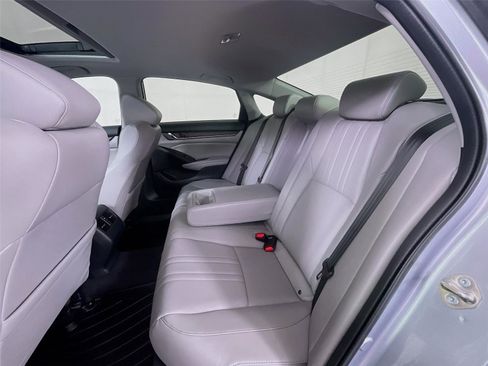 Used 2020 Honda Accord EX-L image 28