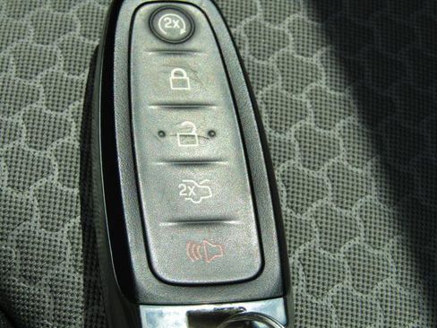 Certified 2019 Ford Escape SE AWD/4WD image 22