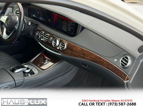 Used 2019 Mercedes-Benz S 560 4MATIC Sedan w/ AMG Line Exterior image 29