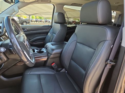 Used 2019 GMC Yukon SLT w/ Graphite Performance Edition RWD image 15