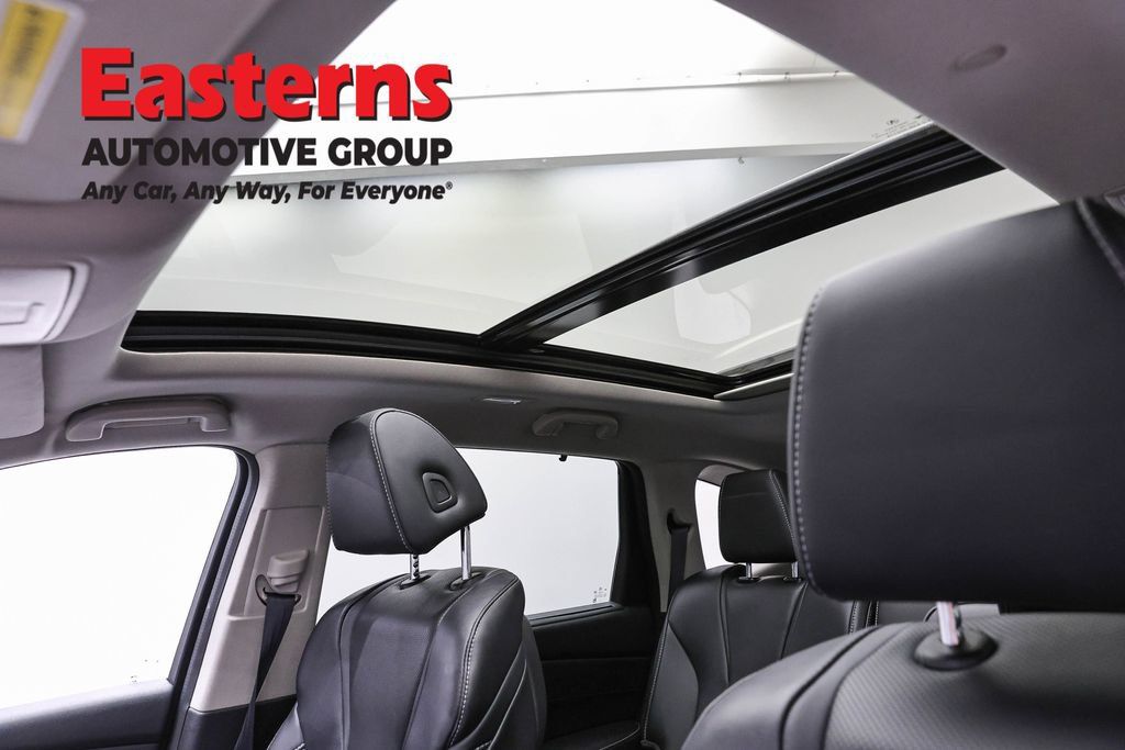 Used 2023 Acura MDX w/ Technology Package AWD/4WD image 37
