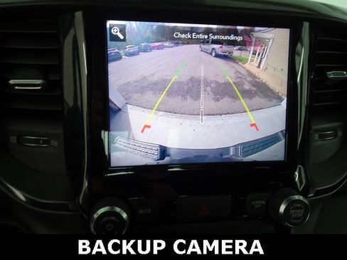 Used 2020 RAM 1500 Big Horn w/ Built-to-serve Edition image 15