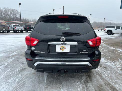 Used 2017 Nissan Pathfinder Platinum image 6